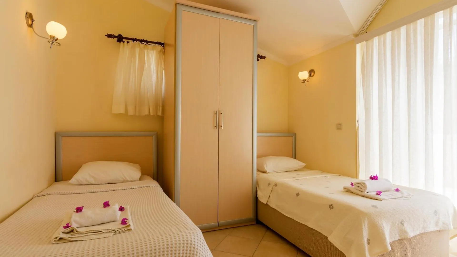 Apollonium Bozbuk Hotel Akbuk